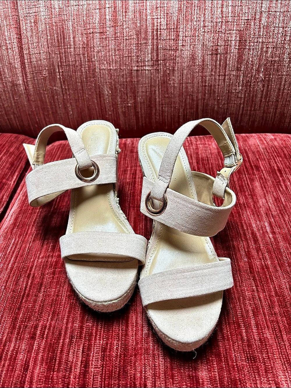 LC Lauren Conrad Wedge Sandals in Pink
